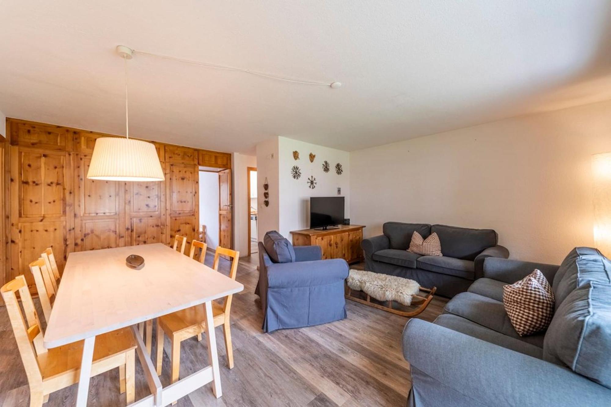 Appartement Chesa La Giunfra - Celerina à Celerina/Schlarigna Extérieur photo